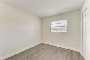 3012 Clay Cir, Sarasota, FL 34234 - Photo 10
