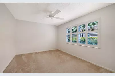 4871 Winterhaven Drive, Sarasota, FL 34233 - Photo 40