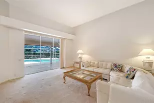 4871 Winterhaven Dr, Sarasota, FL 34233 - Photo 8