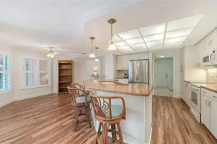 4871 Winterhaven Dr, Sarasota, FL 34233 - Photo 22