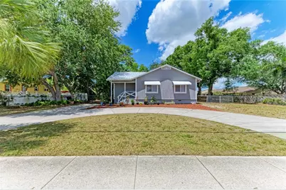 939 N Lockwood Ridge Road, Sarasota, FL 34237 - Photo 2