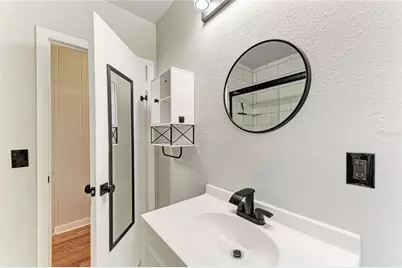 939 N Lockwood Ridge Road, Sarasota, FL 34237 - Photo 14