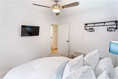 642 Ohio Place, Sarasota, FL 34236 - Photo 32