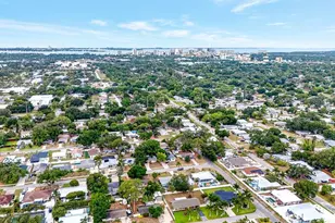 916 Pattison Ave, Sarasota, FL 34237 - Photo 44