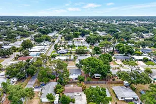 916 Pattison Ave, Sarasota, FL 34237 - Photo 38