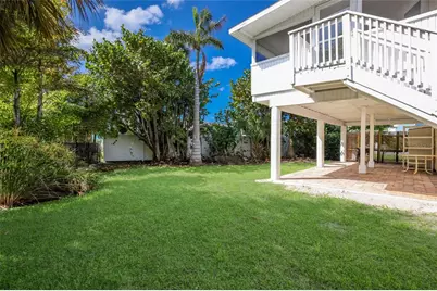 221 85th Street, Holmes Beach, FL 34217 - Photo 32