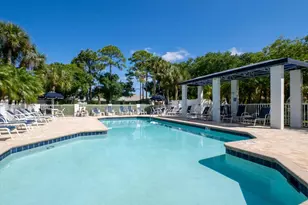 831 Chalmers Dr, Venice, FL 34293 - Photo 36