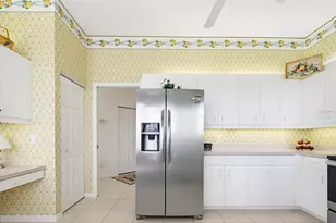 831 Chalmers Dr, Venice, FL 34293 - Photo 16