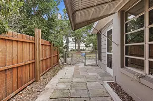 3316 Jolson Dr, Sarasota, FL 34237 - Photo 20