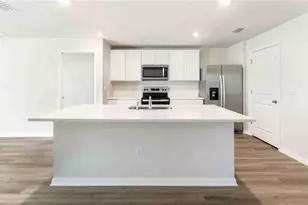 11904 Mountain Is Trl, Parrish, FL 34219 - Photo 4