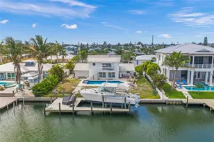 512 67th St, Holmes Beach, FL 34217 - Photo 6