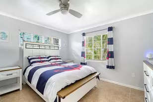 1903 Oak St, Sarasota, FL 34236 - Photo 10