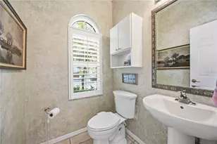 517 Granada Ave, Venice, FL 34285 - Photo 14