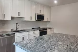 2117 5th St, Sarasota, FL 34237 - Photo 14