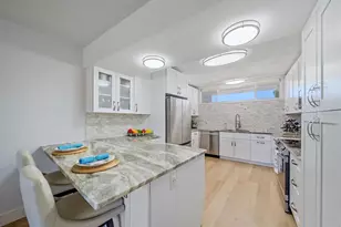 100 Sands Point Rd, Longboat Key, FL 34228 - Photo 24