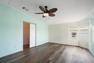 8102 Marie Ln, Ellenton, FL 34222 - Photo 12
