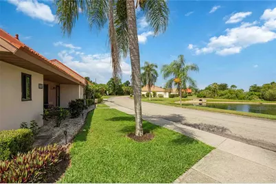 6567 Draw Lane #104, Sarasota, FL 34238 - Photo 4