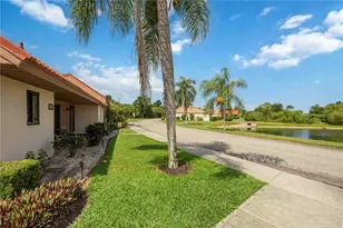 6567 Draw Ln, Sarasota, FL 34238 - Photo 4