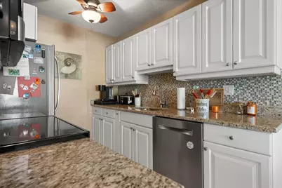 3806 Gulf Of Mexico Drive #C209, Longboat Key, FL 34228 - Photo 10