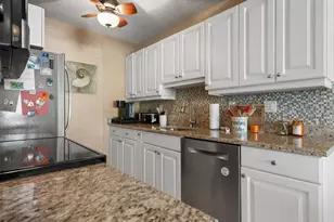 3806 Gulf of Mexico Dr, Longboat Key, FL 34228 - Photo 10