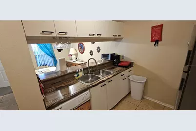[Address not provided], Bradenton, FL 34210 - Photo 16