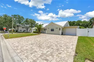 3514 69th St W, Bradenton, FL 34209 - Photo 4