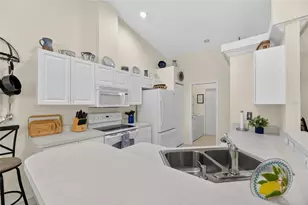 216 51st St Cir E, Palmetto, FL 34221 - Photo 8