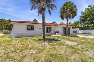 306 Palm Ave, Anna Maria, FL 34216 - Photo 6