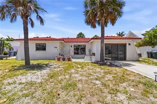 306 Palm Ave, Anna Maria, FL 34216 - Photo 4