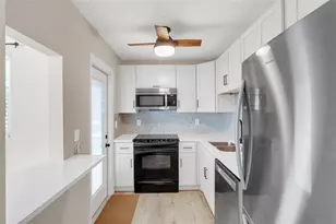 5996 Hibiscus Dr, Bradenton, FL 34207 - Photo 22