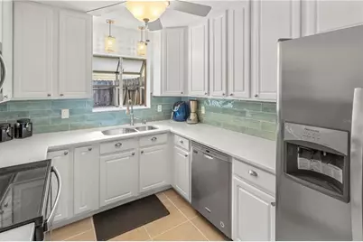 [Address not provided], Sarasota, FL 34237 - Photo 14