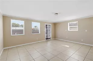 3170 Eden Mills Dr, Sarasota, FL 34237 - Photo 10
