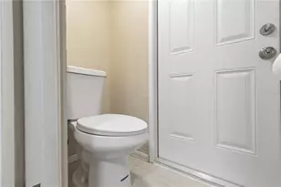 3170 Eden Mills Dr, Sarasota, FL 34237 - Photo 24