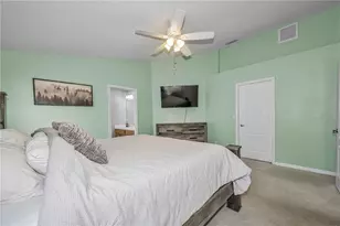 7601 Merchantville Cir, Zephyrhills, FL 33540 - Photo 24
