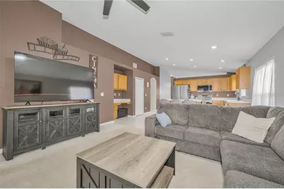 7601 Merchantville Circle, Zephyrhills, FL 33540 - Photo 20