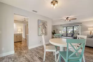 2291 Pine View Cir, Sarasota, FL 34231 - Photo 4