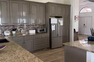 4931 Fallcrest Cir, Sarasota, FL 34233 - Photo 2