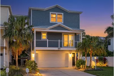 117 51st Street, Holmes Beach, FL 34217 - Photo 2