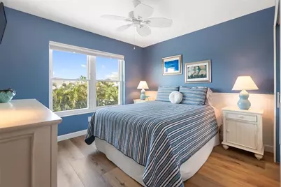 117 51st Street, Holmes Beach, FL 34217 - Photo 32