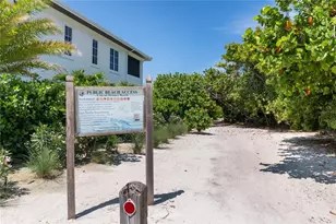 117 51st St, Holmes Beach, FL 34217 - Photo 60