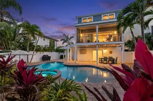 117 51st St, Holmes Beach, FL 34217 - Photo 4