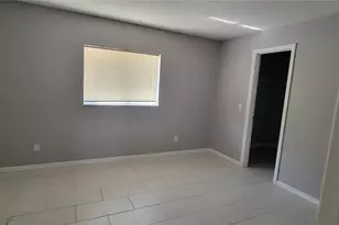 4147 Bula Ln, North Port, FL 34287 - Photo 10