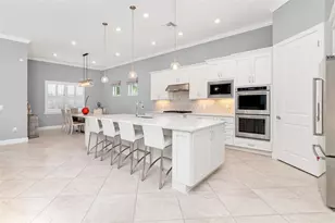 825 Seascape Pl, Sarasota, FL 34240 - Photo 28