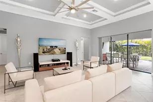 825 Seascape Pl, Sarasota, FL 34240 - Photo 24