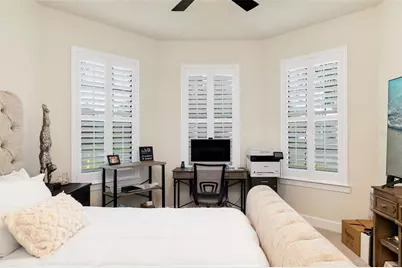 825 Seascape Place, Sarasota, FL 34240 - Photo 18