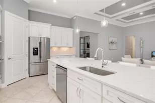 825 Seascape Pl, Sarasota, FL 34240 - Photo 32