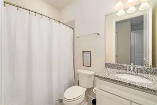 825 Seascape Pl, Sarasota, FL 34240 - Photo 20
