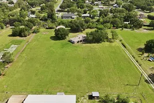 9704 25th St E, Parrish, FL 34219 - Photo 6