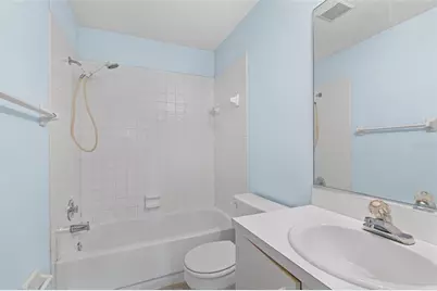 7807 38th Court E, Sarasota, FL 34243 - Photo 32