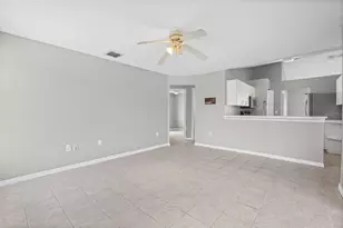 7807 38th Ct E, Sarasota, FL 34243 - Photo 28